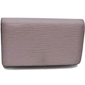 Authentic Louis Vuitton, Lilac Epi zippy wallet